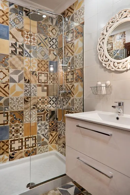 Urbanchic Oasis Centre Apartment Malaga 0*,