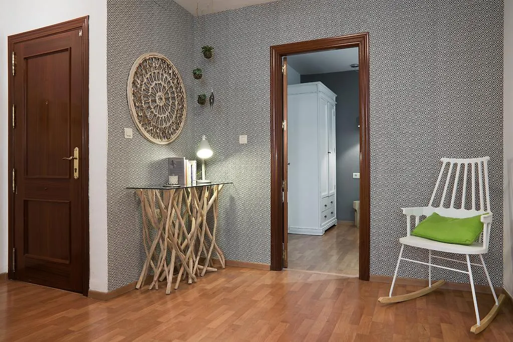 Urbanchic Oasis Centre Apartment Malaga