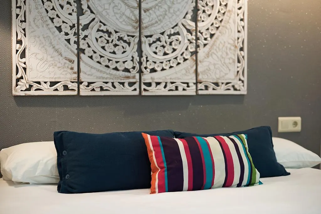 Urbanchic Oasis Centre Apartment Malaga